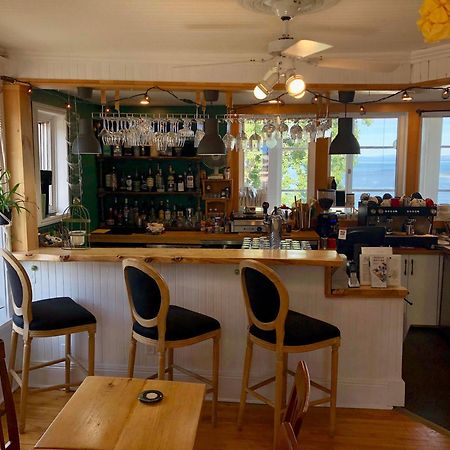 Bed and Breakfast Les Pinsons Des Rives Ла-Мальбе Экстерьер фото